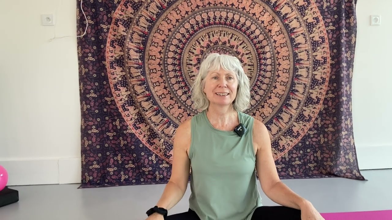 Morning Vinyasa Flow Practice . #vinyasayogaclass #morningyoga#yogaover50