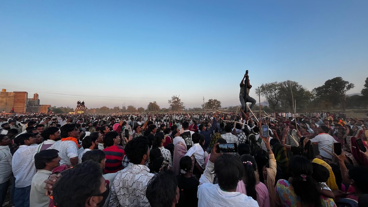 धुलकोट में गुड़तोड़ उत्सव धूमधाम से मनाया 2026 #dhulkot #gudparv #khargone @ManishMandloi53 