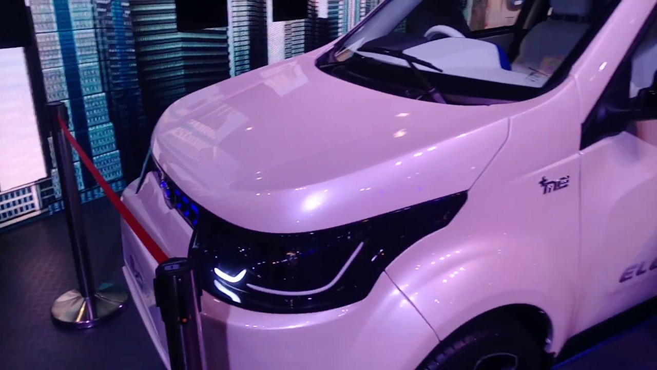 Mahindra e2o NXT debuts at Auto Expo 2018 &ndash; Features large touchscreen