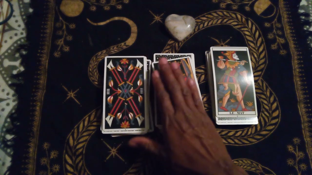 They're not that into you! Relationship tarot reading 🔮💔😭