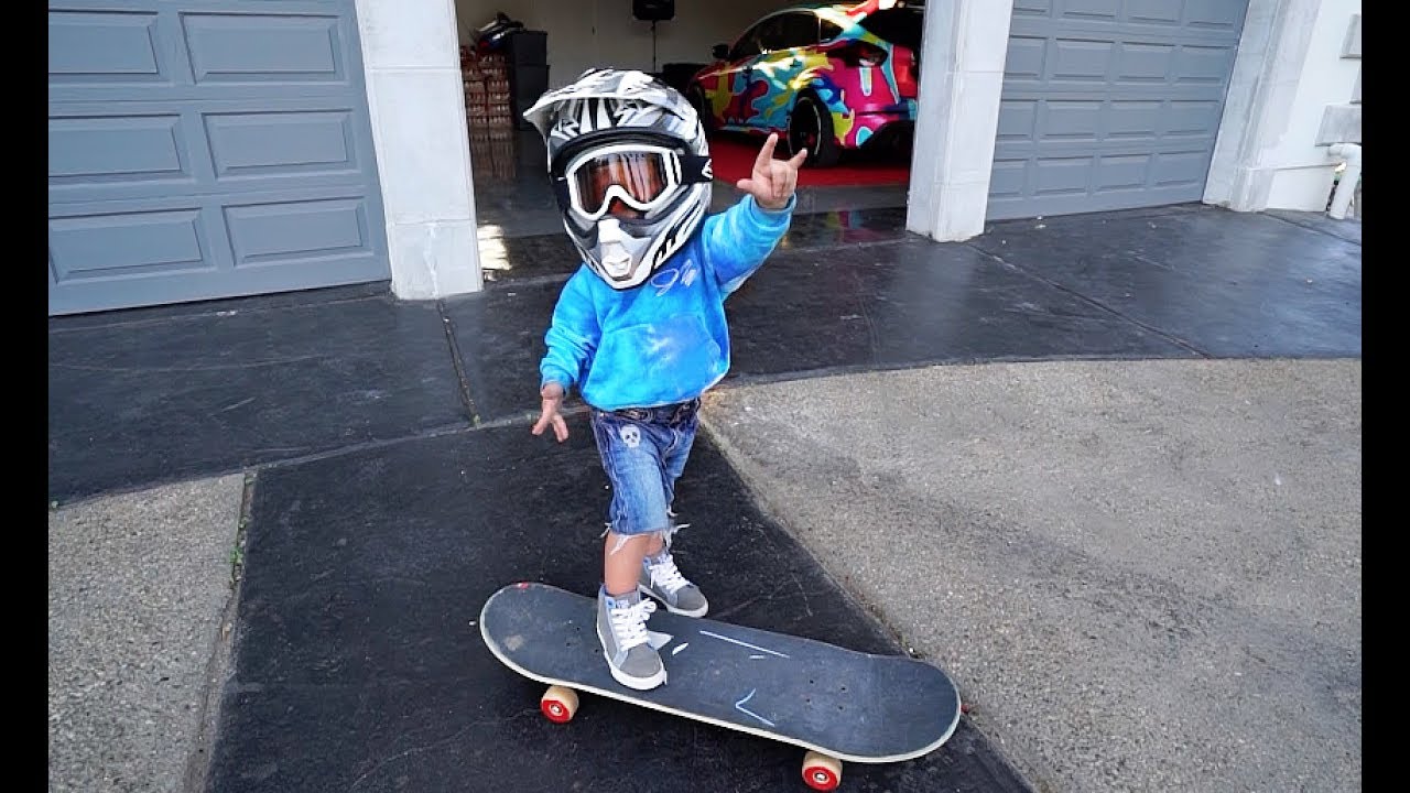 Mini Jake Paul SKATEBOARDS At The Team 10 House!! (SO FUNNY!)