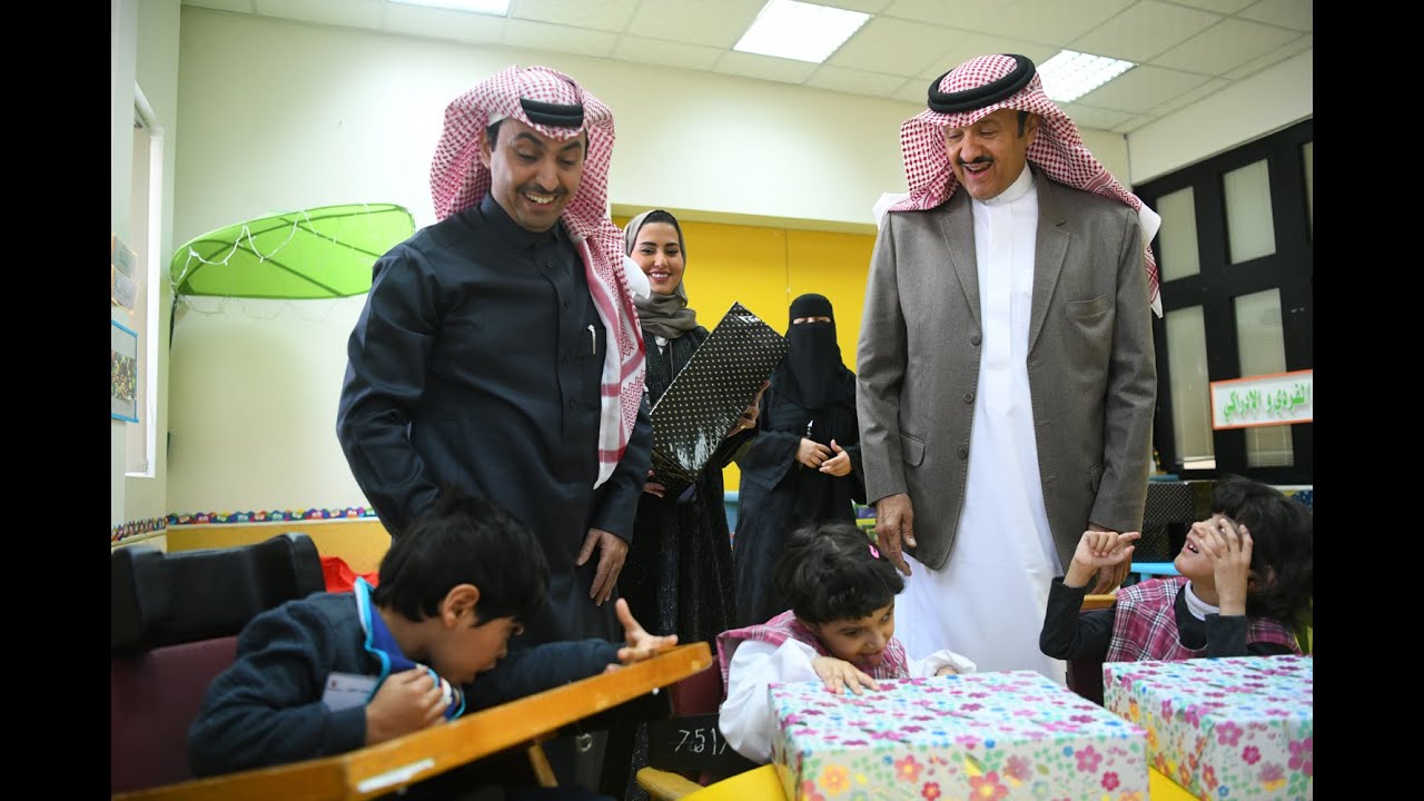 زيارة الامير سلطان بن سلمان لمركز الرياض