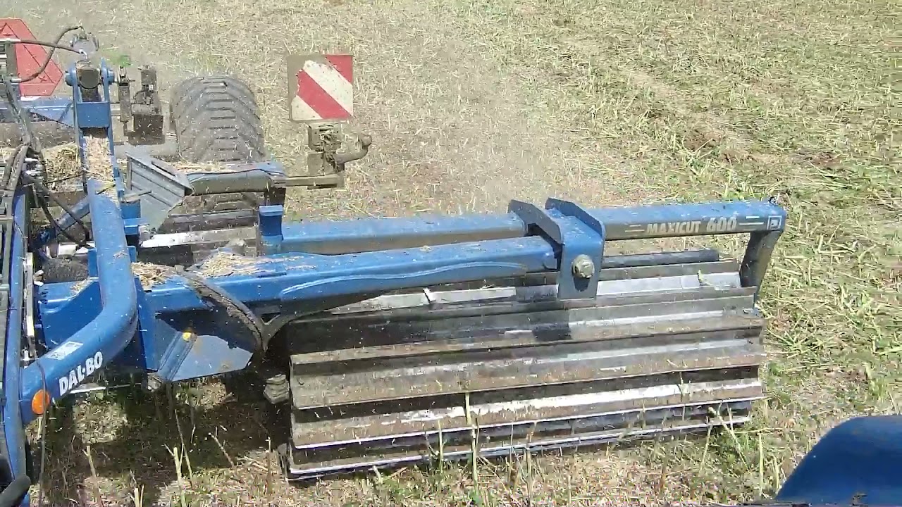 Rapsstoppel mit DAL BO MAXICUT 600 bearbeiten
