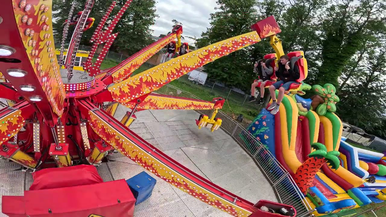 Lunapark Josef Kamienicky - karuzela Fire - jumper (Fabbri Smashing Jump) on ride 3 Darł&oacute;wko 2025