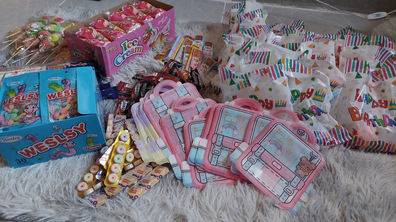 QUICK DIY BIRTHDAY GIVEAWAYS | LOOT BAGS | PARTY BAGS | @Ateseboom