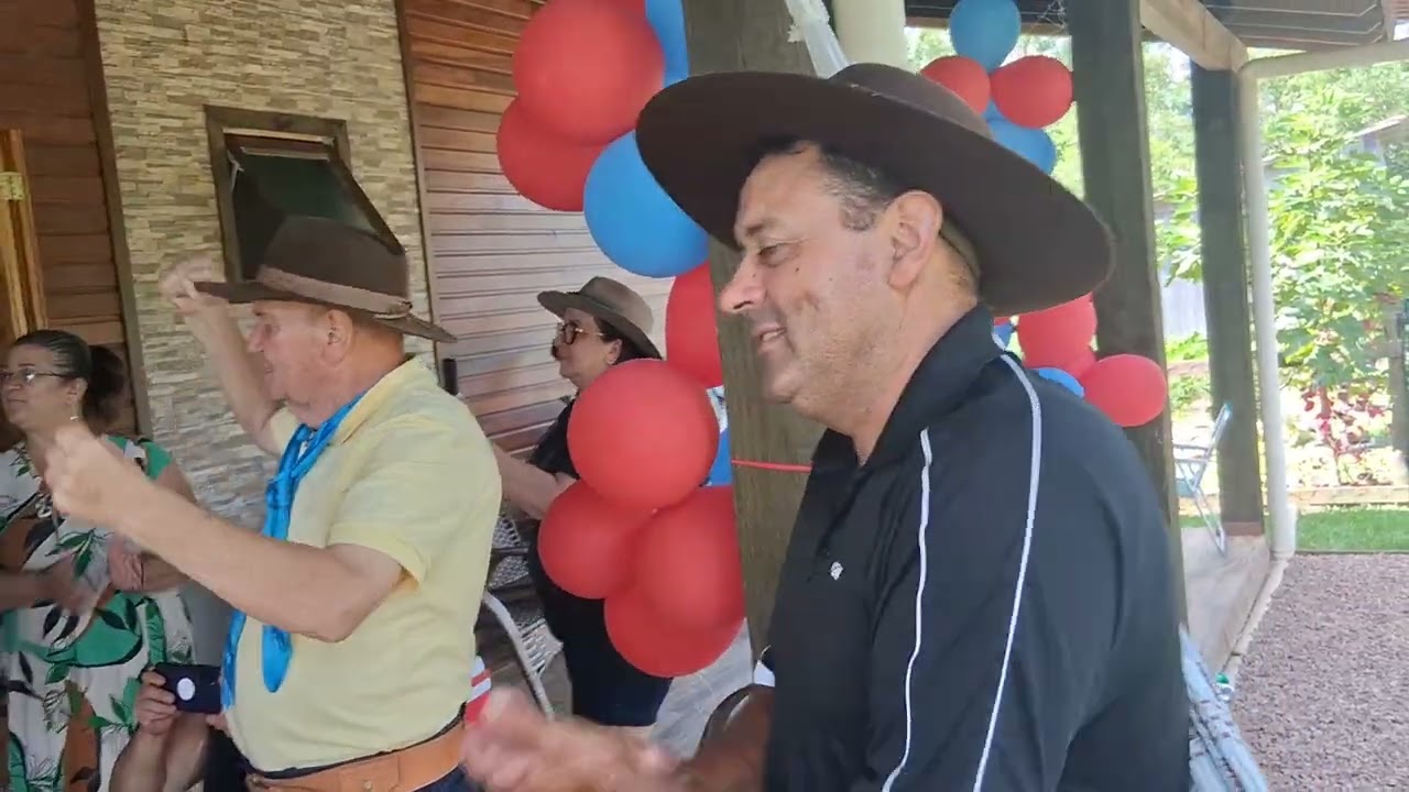 COMEMORAÇÃO AOS ANIVERSARIANTES, FRANCISCO E CARLINHOS NO ITATI RS 