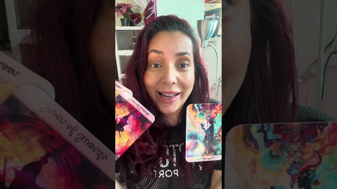 YOU'RE MANIFESTING YOUR SOULMATE BY FOCUSING ON YOUR PASSIONS! 🧲 Tarot Love Reading