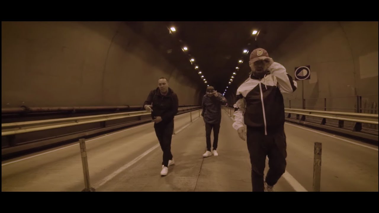 A Mí Manera - Spiritual ft Guanaco (Video Oficial) @GUANACOMCTV