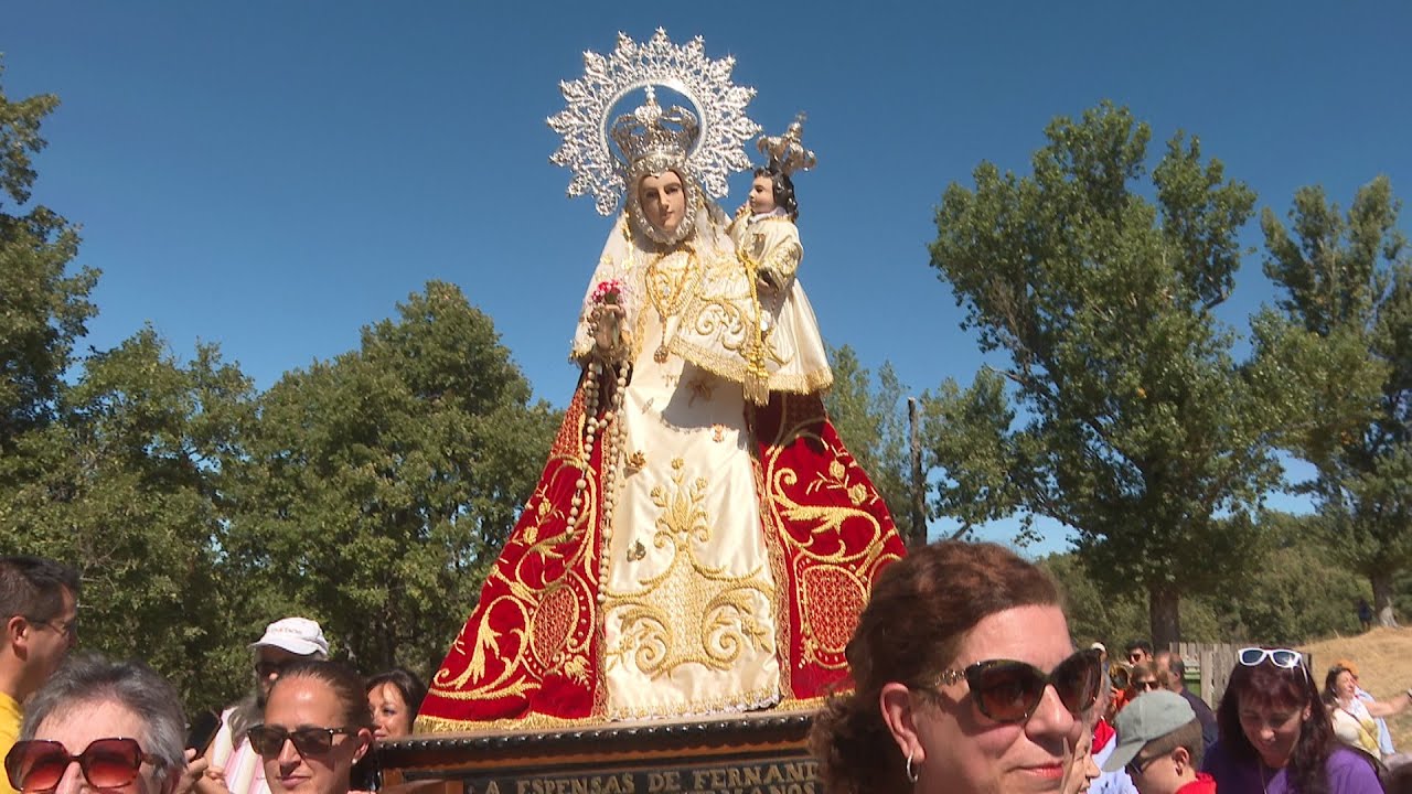 Romería de la Virgen de Hontanares en las fiestas de Riaza 2025