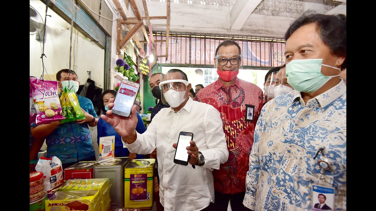 Edy Rahmayadi Belanja di Pusat Pasar dengan E Money