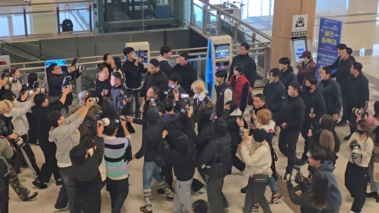 Stray Kids Gimpo Airport Departure 12-4-2024