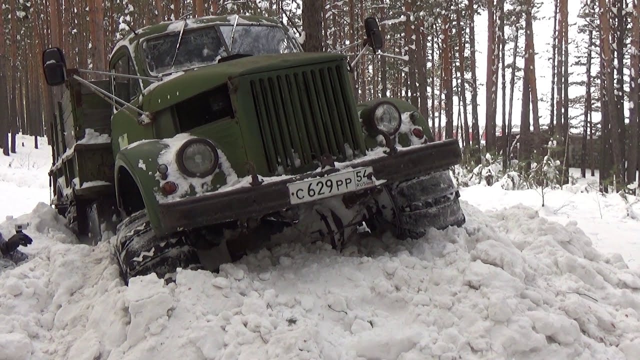 Газ-63 поездка в лес на разведку.GAZ-63 on a trip to the woods to investigate.