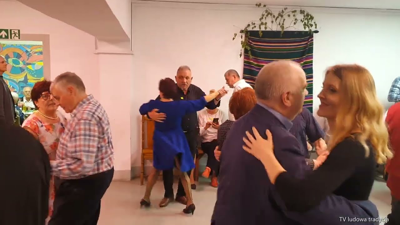 POWIEDZ MI DZIEWCZYNO kiedy będziesz moją pośpiewał Lider Kapeli Stąporkowskiej