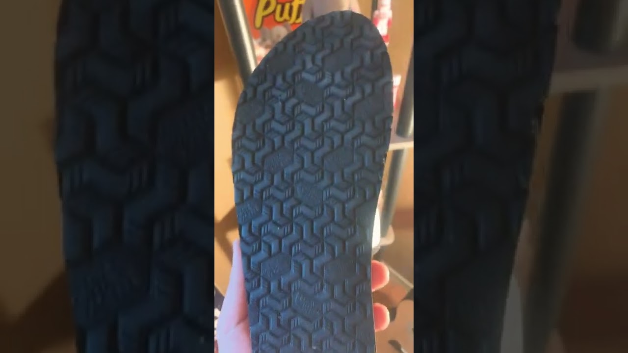Supreme The North Face Week 16 closer look on the slides