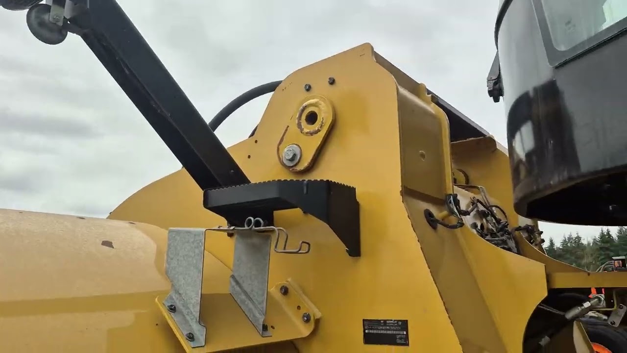 2022 Caterpillar 980 Wheel Loader