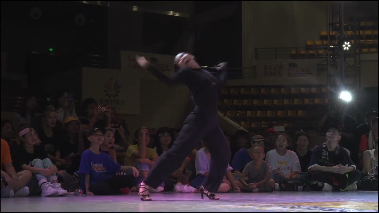 Master Cup Vol.6 Waacking AC vs Yoonji & Dasabi vs Wizzard