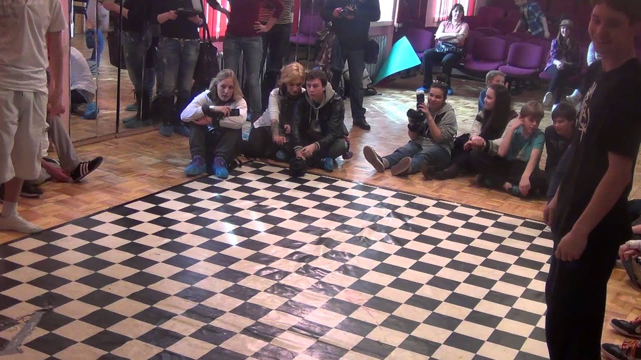 King of Cypher (Russia) 2#(30.03.2013) JUNIORS некоторые батлы первого круга