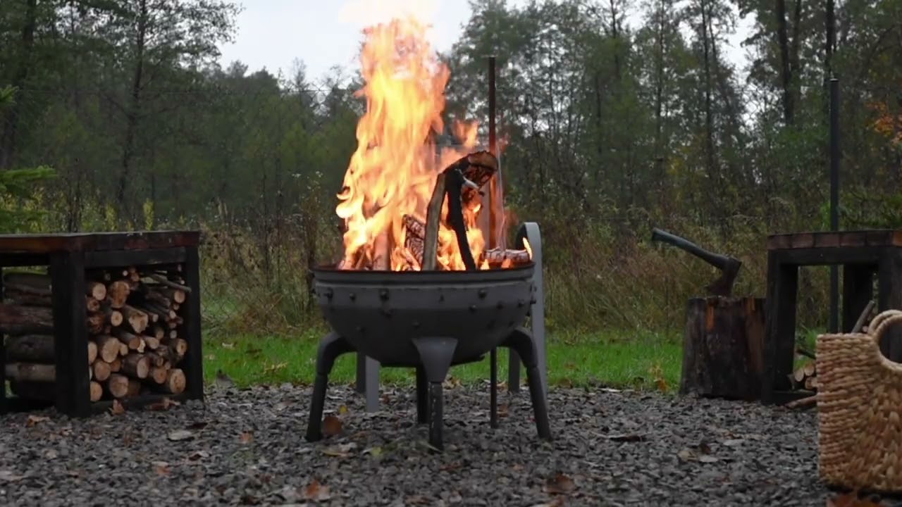 Music to Relax | Italian Calm Music with Campfire Sounds