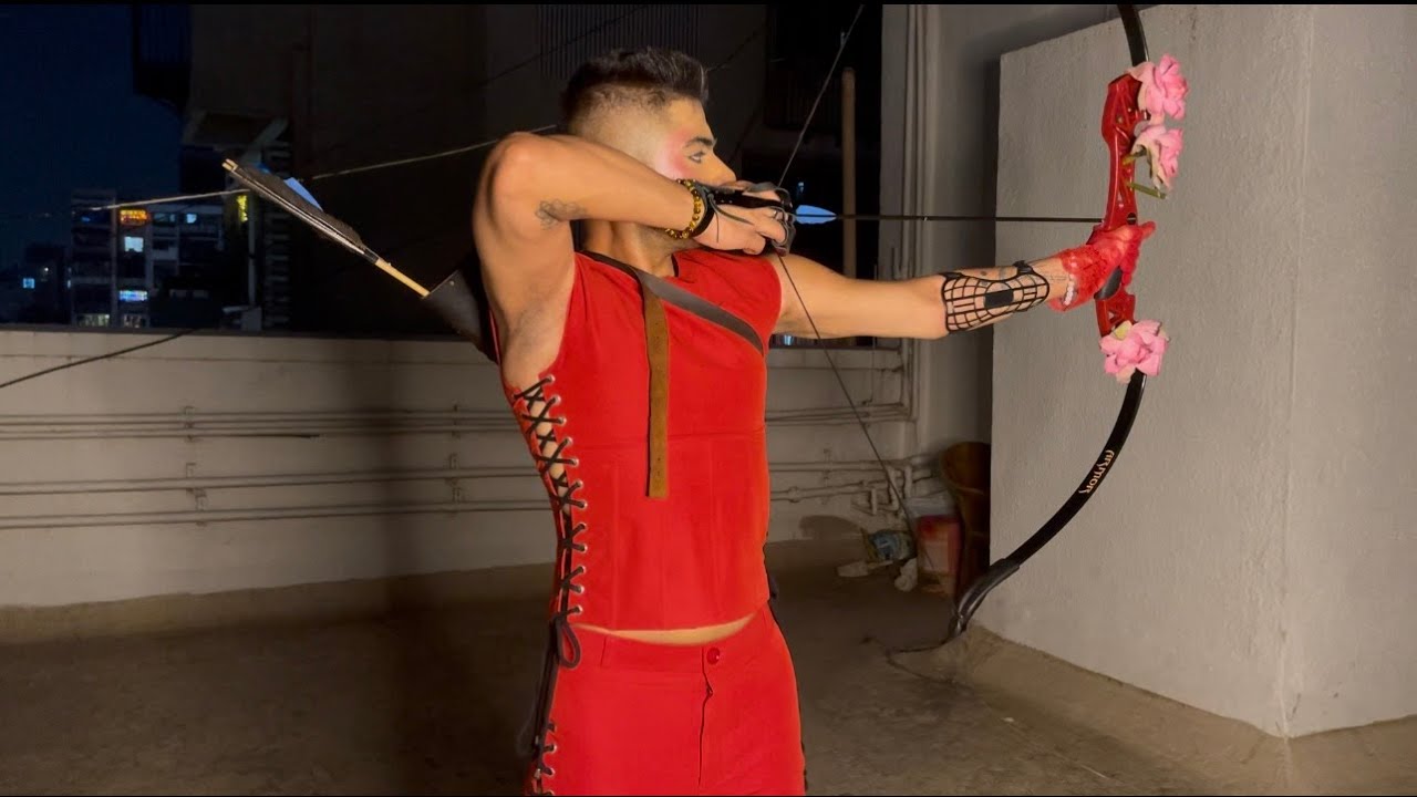 HOW RICH WILL YOUR FUTURE SPOUSE BE? 💲💳💰🤑🧧🏹ARCHERY DIVINATION🔮💘PICK A CARD 💘 HALLOWEEN SPECIAL