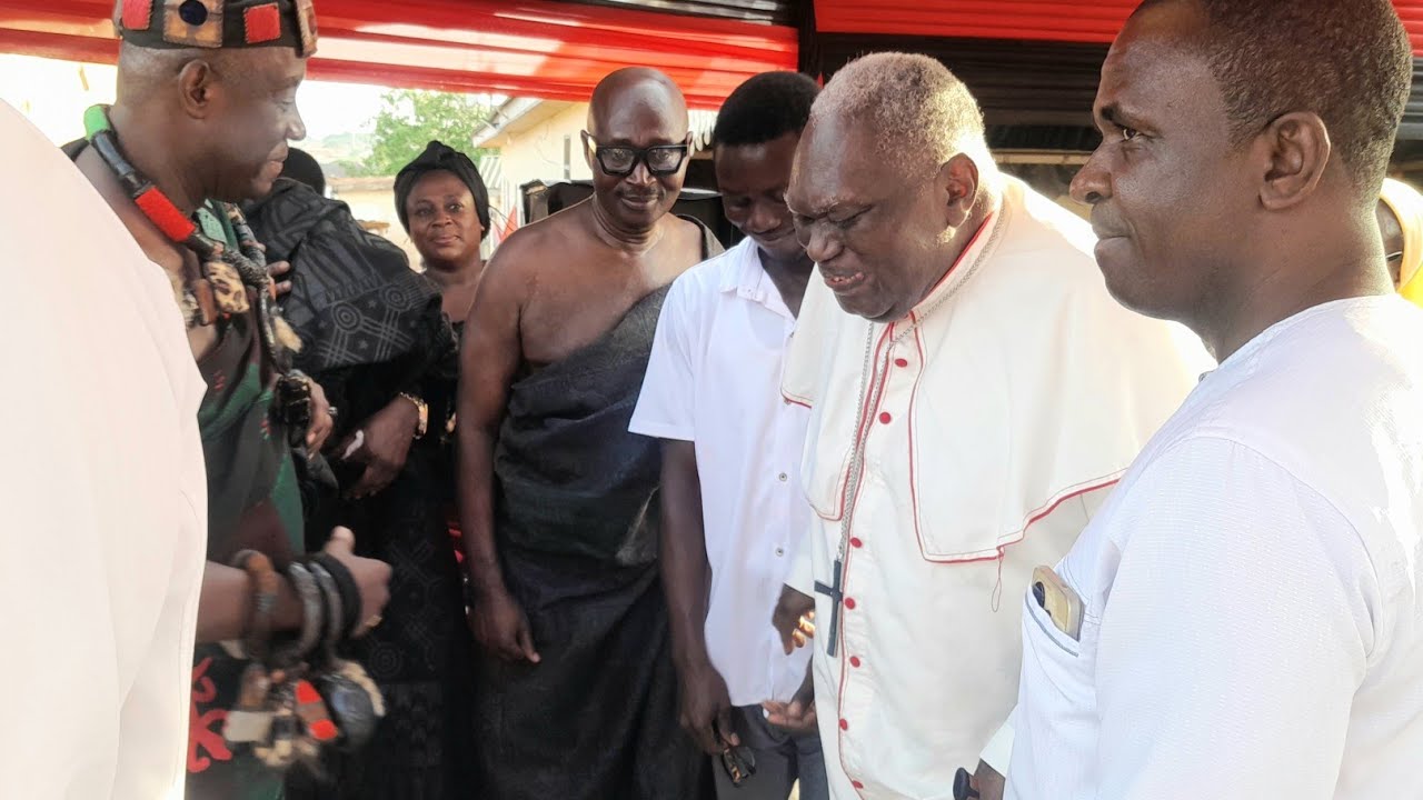 Bishop Kwasi Sarpong of Roman Catholic church ghana storms Teddy Osei of OSIBISA band funeral
