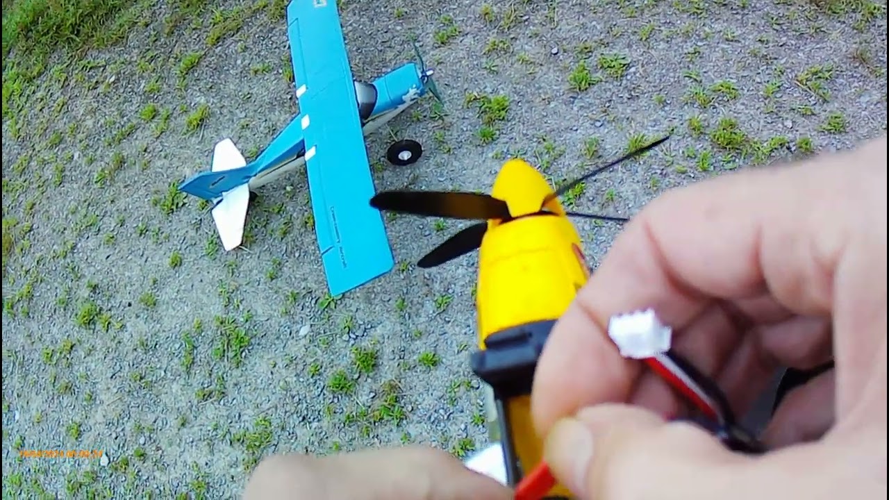 Volantex 500mm P51 Mustang - 3S and 2S flights