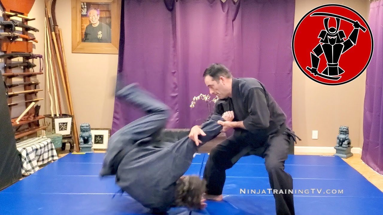 Takagi Yoshin Ryu, Kocho Dori (Catch a Butterfly)