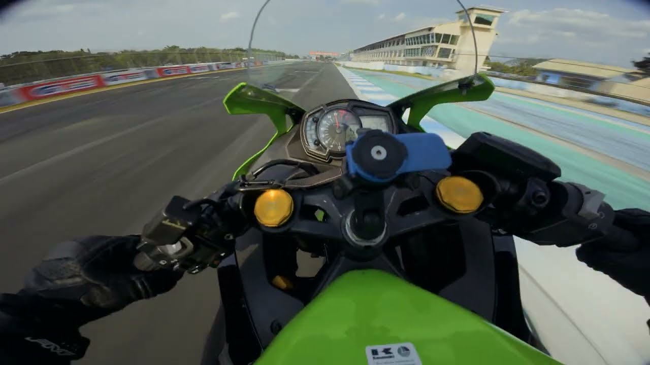Kawasaki ZX25R Trackday FULL VIDEO | Clark International Speedway