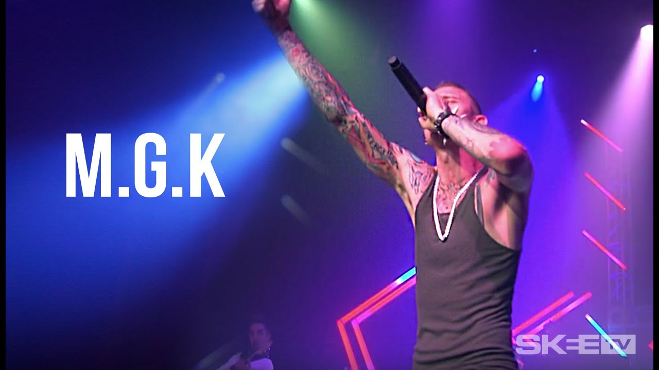 Machine Gun Kelly performs 