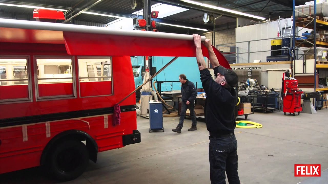 The making of the small schoolbus food truck, by Food Truck Company B.V. The Netherlands