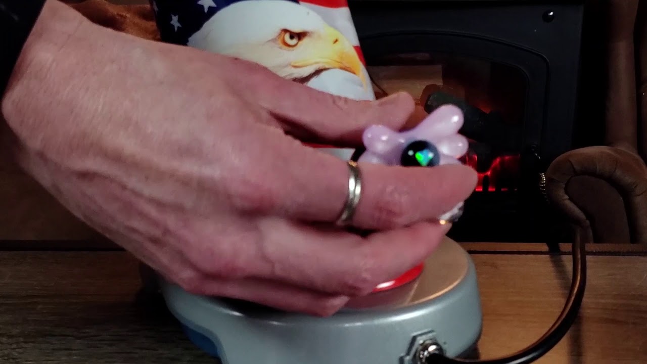 How to install or change out your knob on a Silver Surfer, Super Surfer or Da Buddha desktop vape.