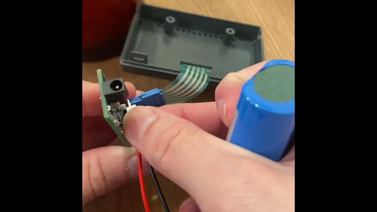 Replacing the battery on a Q-optics battery pack
