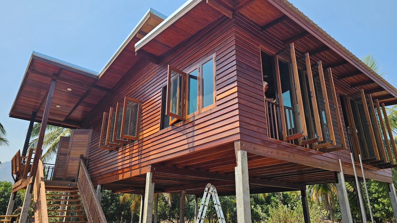 บ้านไม้น็อคแดงดาวน์สไตล์โมเดิร์น พื้นที่หน้างาน จังหวัดประจวบคีรีขันธ์