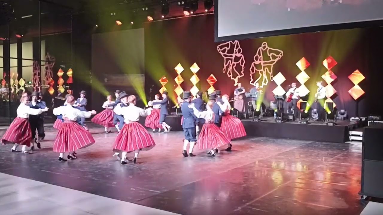 TÜ Rahvakunstiansambel 
