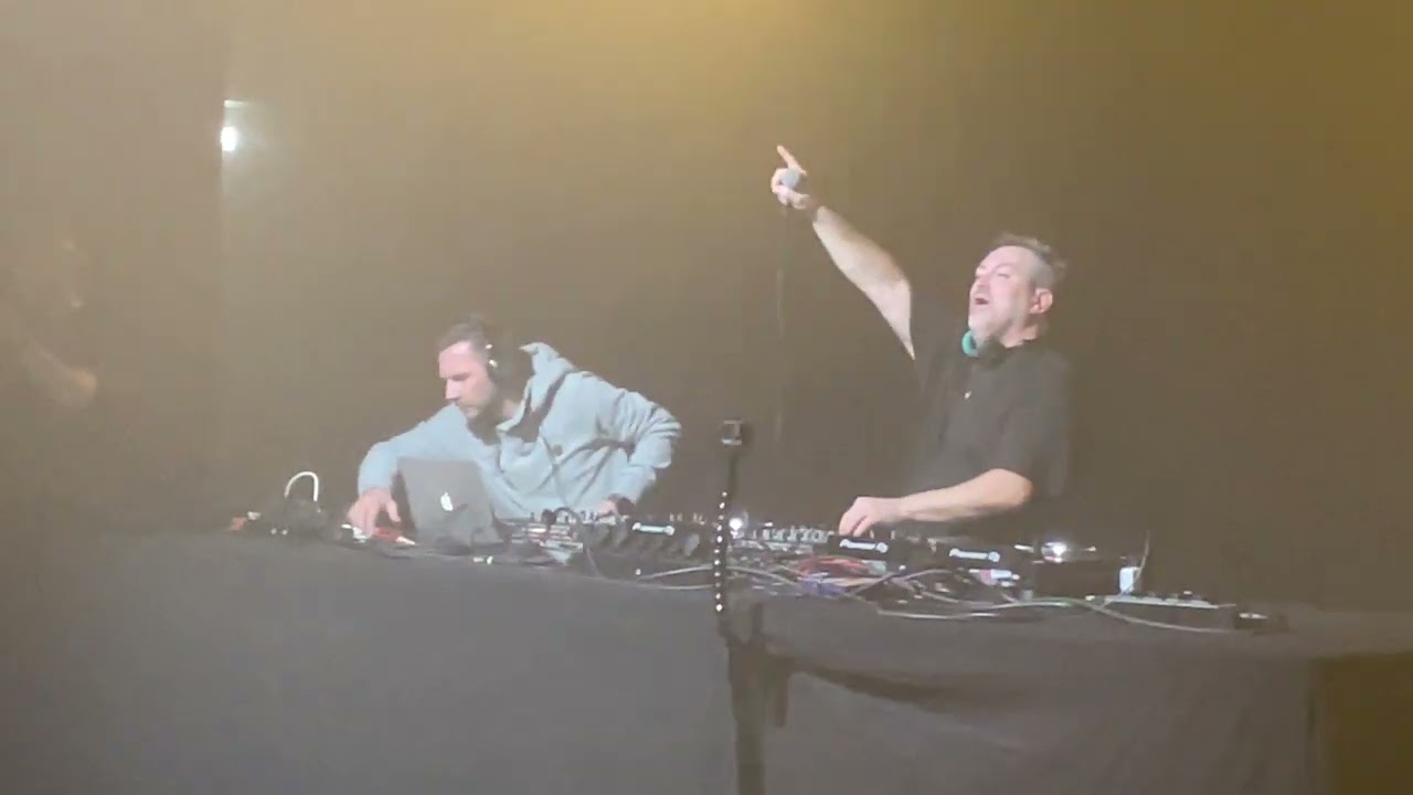 Mark 'Oh Live @ Mega 90er Rave in Backstage, München (Fri-22-Nov-24) Part 13