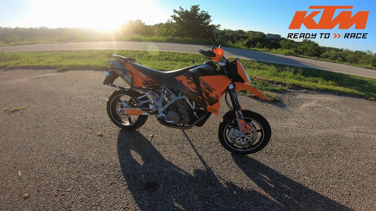KTM 950 SUPERMOTO