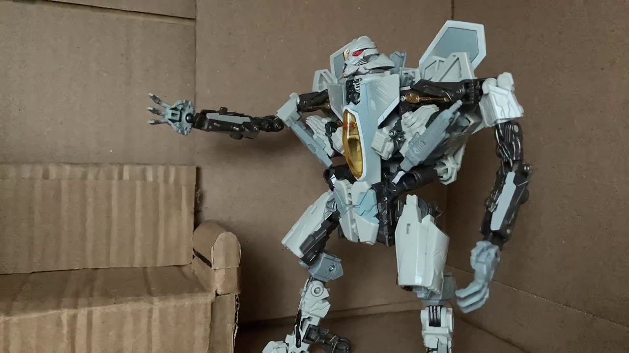 Optimus and Megatron are bored 2: Sentinel gets his butt kicked
