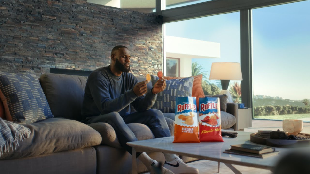Ruffles&reg; Deep in Thought | 0:15