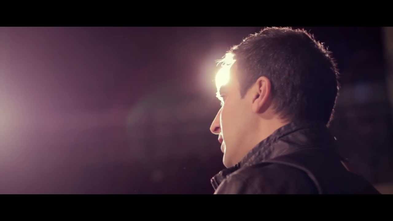 Lexu's - Abraça'm acústic (MANU GUIX PIANO) - VIDEOCLIP OFICIAL