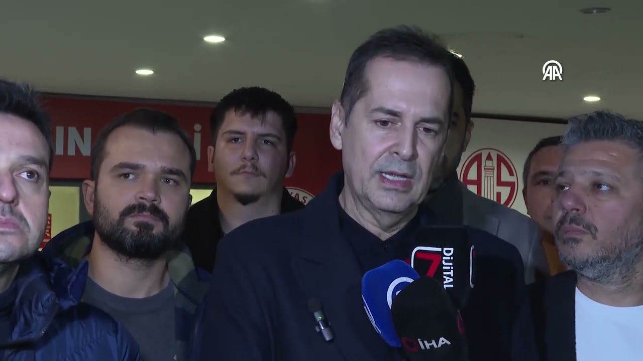 Antalyaspor'un 6 genç futbolcusu Fenerbahçe'ye mi transfer olacsk? Başkan Rıza Perçin açıkladı