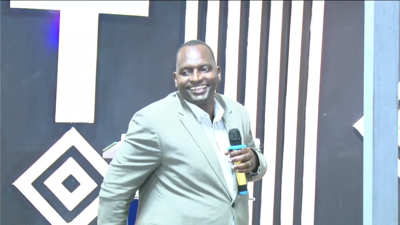 IJAMBO  RY 'IMAMA HAMWE NA Rev : NGENGANYI
