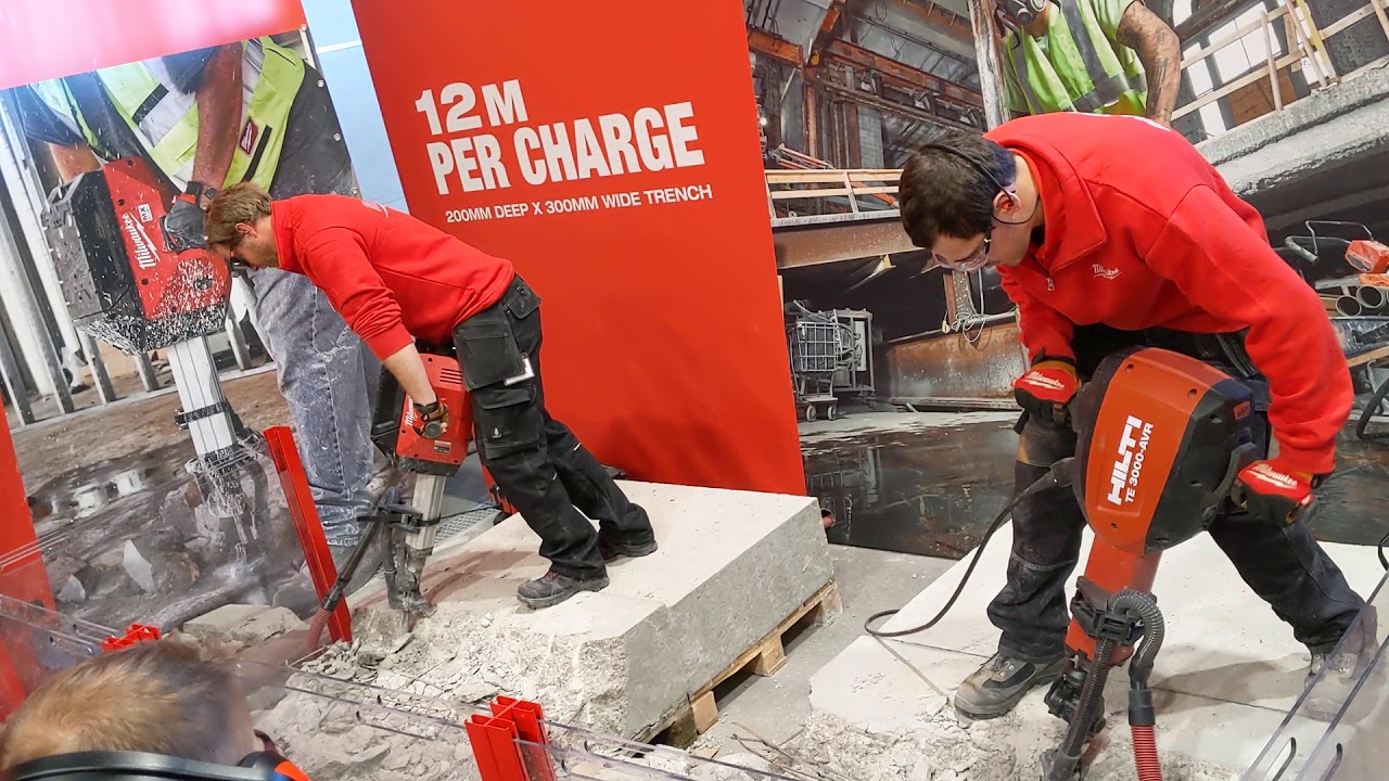 Milwaukee MX FUEL Demolition Hammer vs. corded Hilti (@ Monte Carlo 2020)