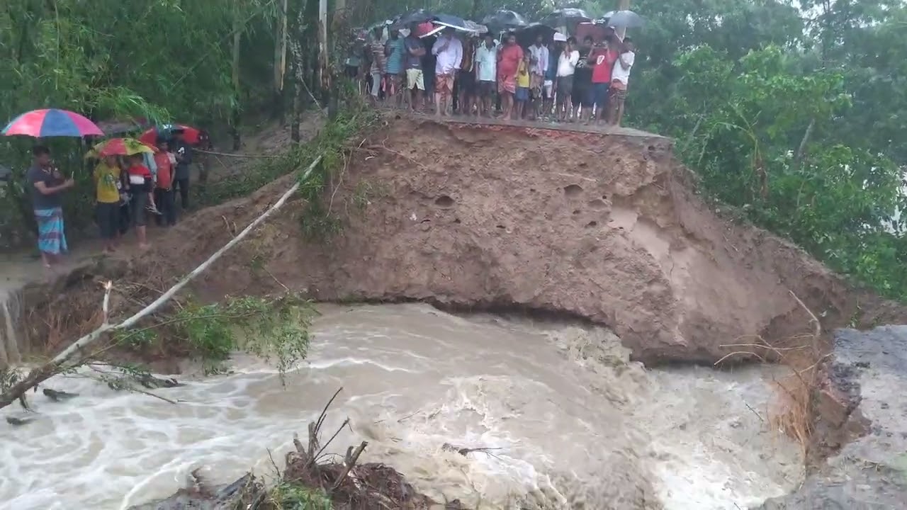 The dam of Bangladesh has broken due to water from Khoai River in India - part 5