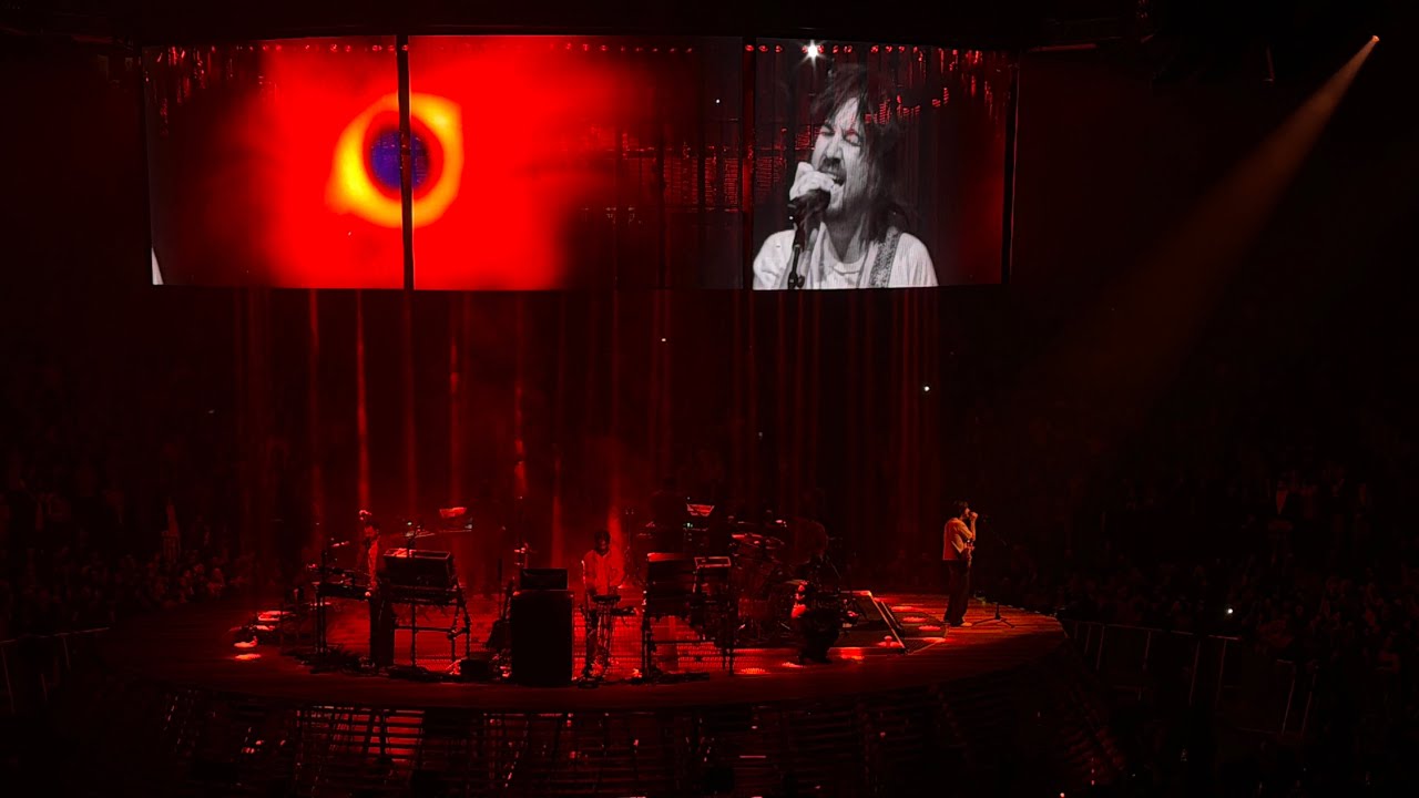 Tame Impala Performs “Dracula” LIVE at Barclays Center 10.28.25 Brooklyn, New York