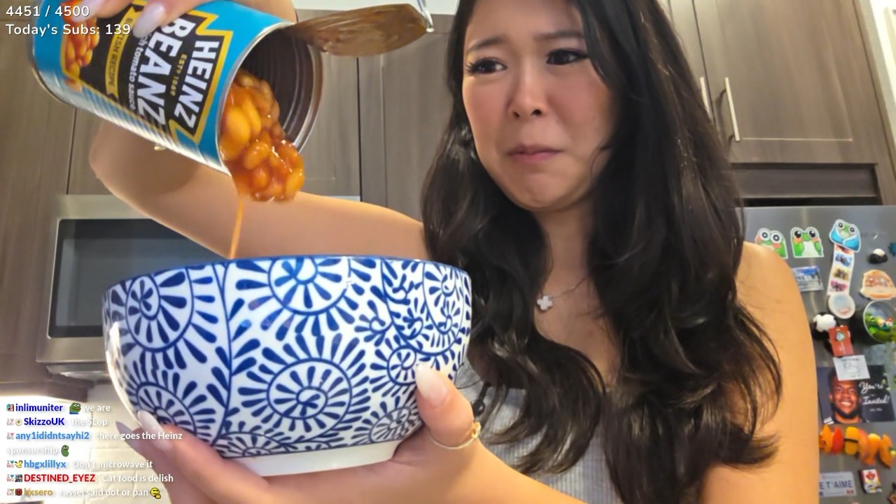 [09-10-26] ExtraEmily - IM GOING ABROAD! PREPARING FOR MY UK TRIP!! ⭐️ MAKING BEANS ON TOAST SOBB ⭐️
