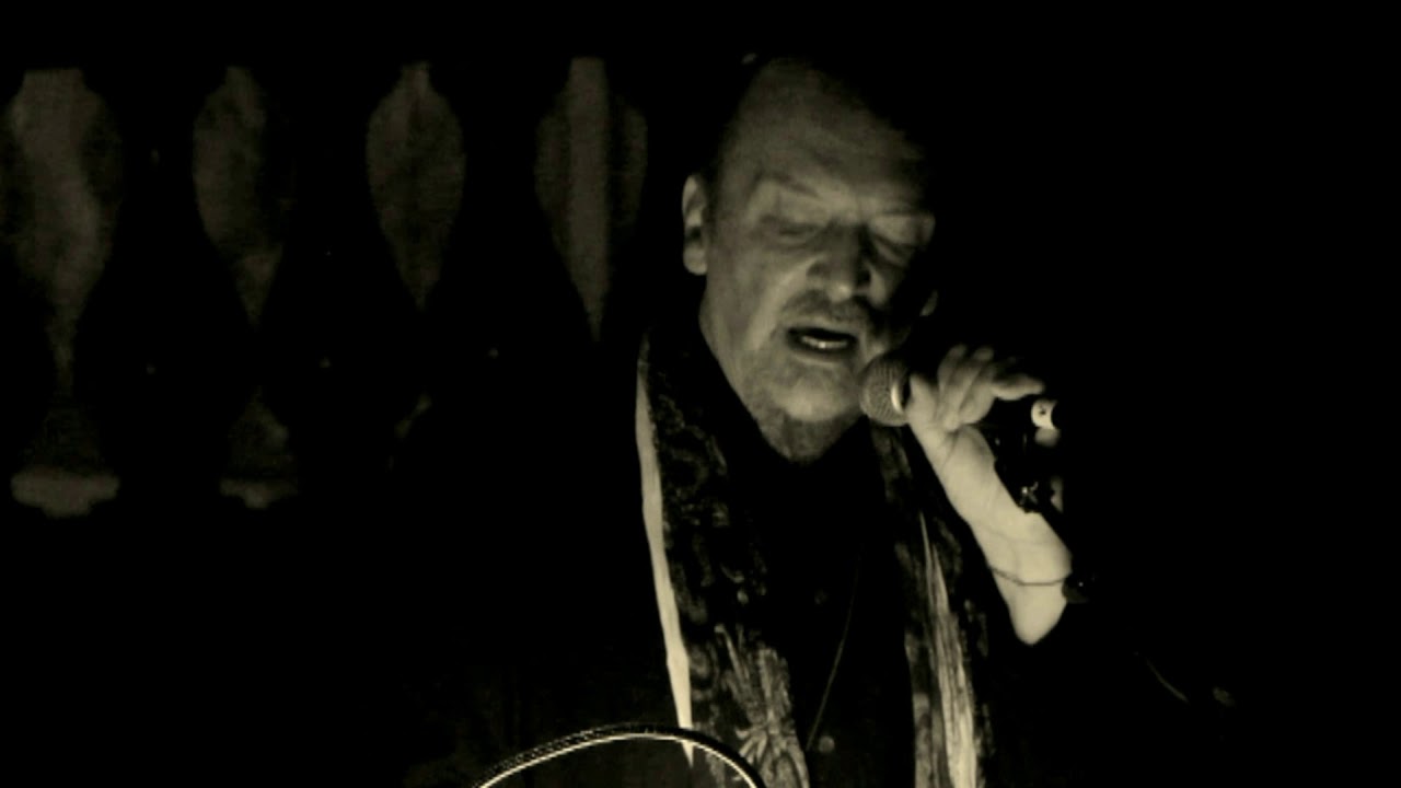 Juri Camisasca - Non cercarti fuori live