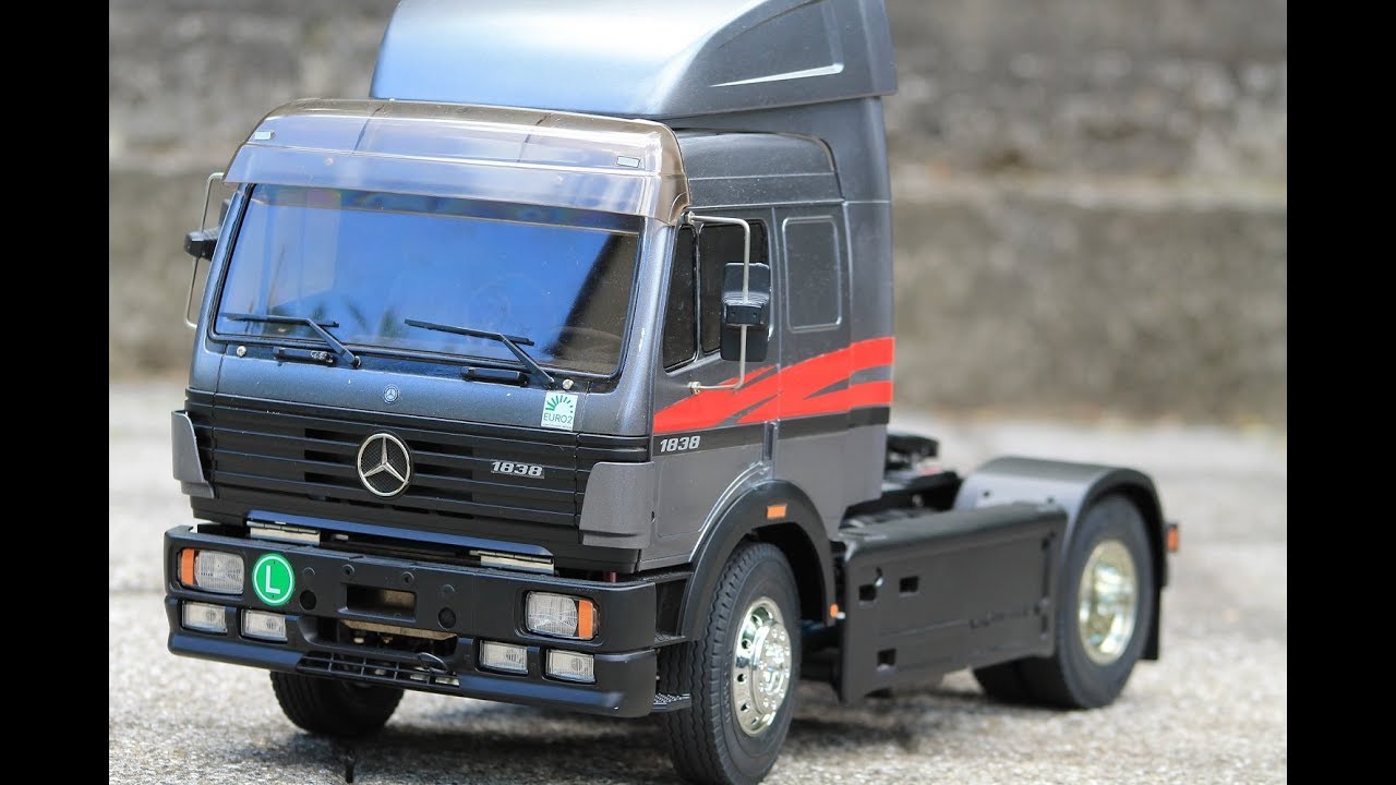 Tamiya Mercedes Benz 1838LS fertig aufgebaut