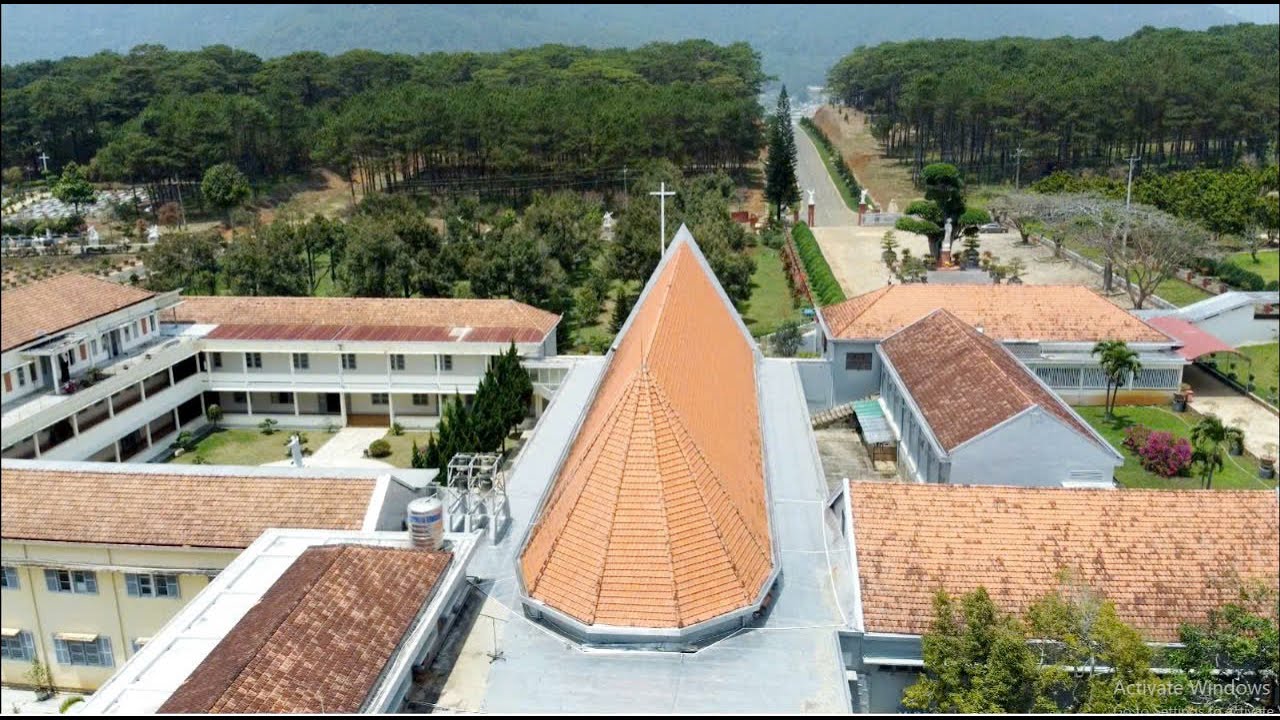 ĐAN VIỆN XI TÔ THÁNH MẪU CHÂU SƠN - NƠI KÍN ẨN, THANH TỊNH, SƠN THỦY HỮU TÌNH#348 [ NHÀ THỜ VIỆT ]