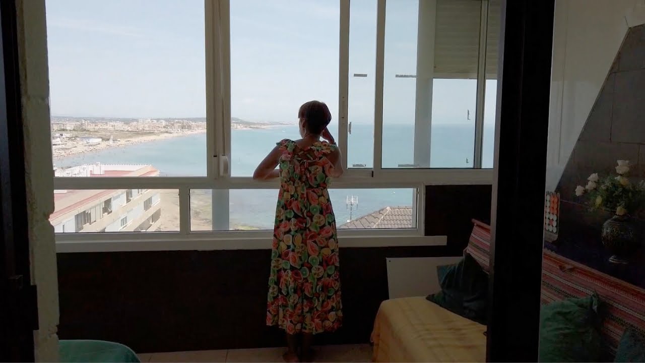 Apartamento con vistas al mar 150 metros playa La Mata Torrevieja