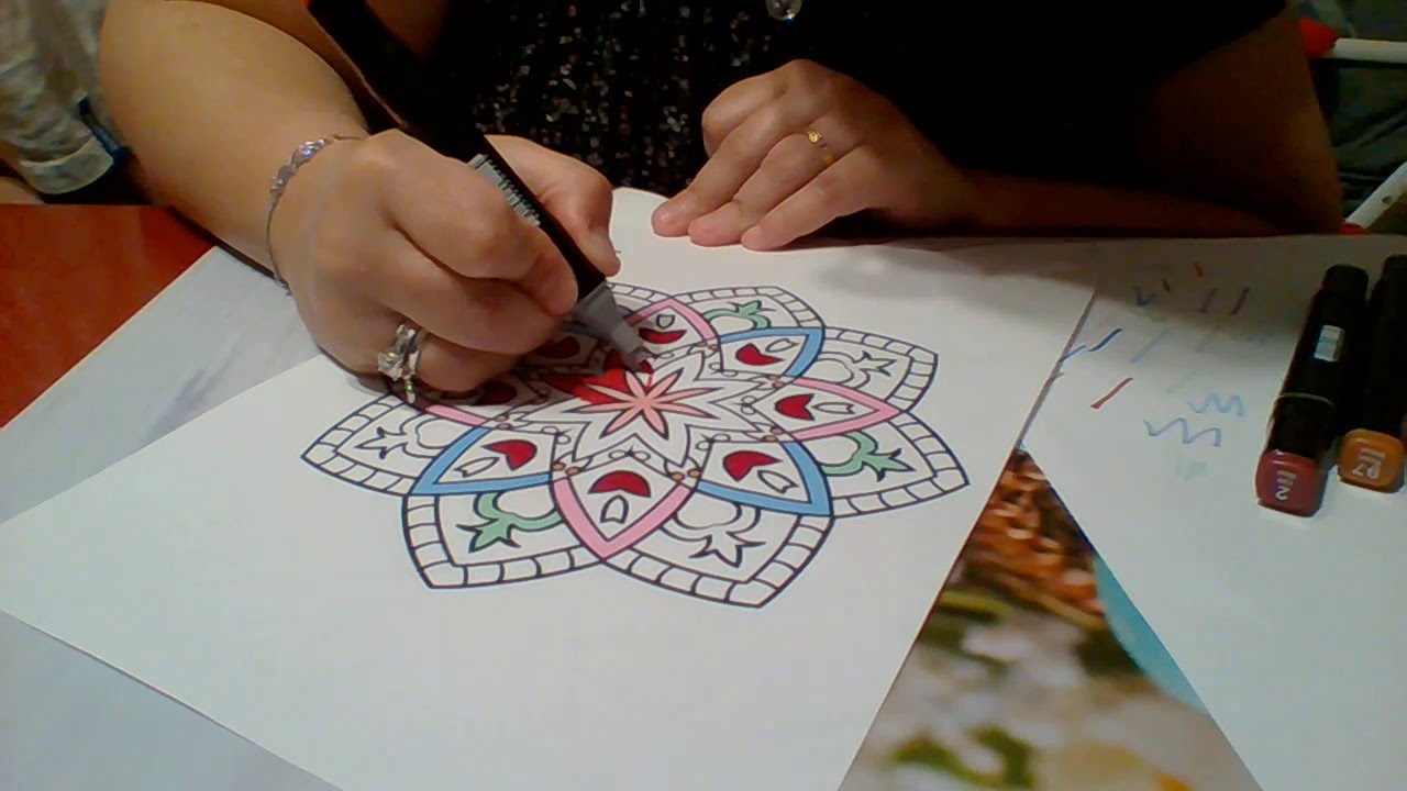 COLORIAGE EN DUO AVEC THEO