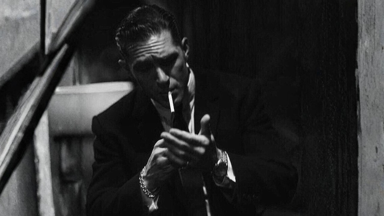 Dark Blues for Silent Souls | Late Night Reflections & Masculine Melancholy